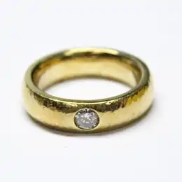 Gold ring
